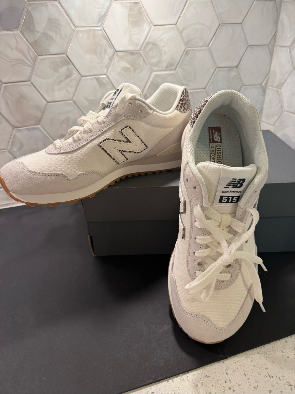 New Balance Woman’s 515 White Gray & Leopard Print Sz 11 NEW Box